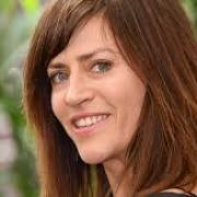 Flore a tromper Thomas avec ?